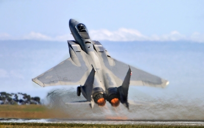 F-15-Eagle-04.jpg