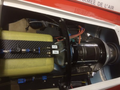 image.jpg (561.76 Kio) Consulté 1909 fois Circuit fumigène et installation réservoir