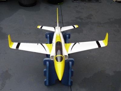 VIPER pour turbine 70mm (fuselage fibre et voilures balsa)